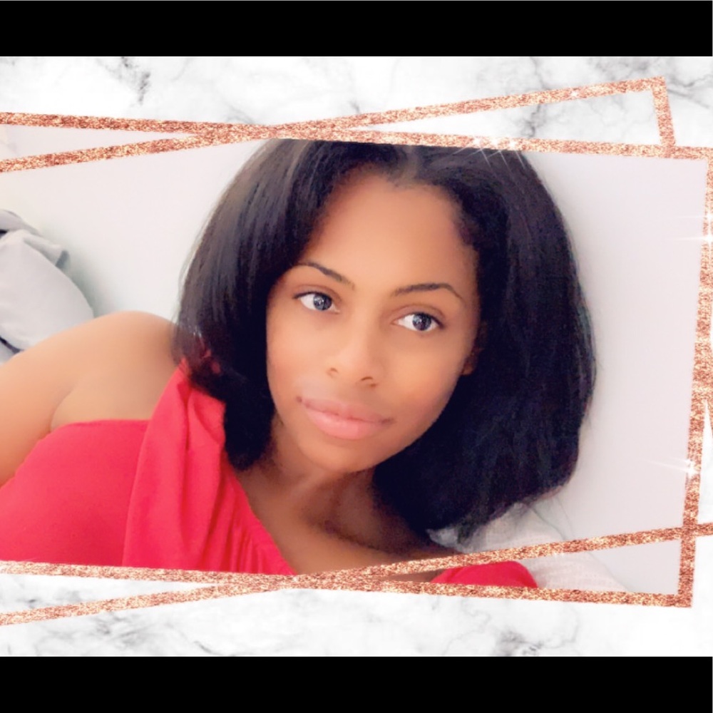 Meet your Posher, Erika